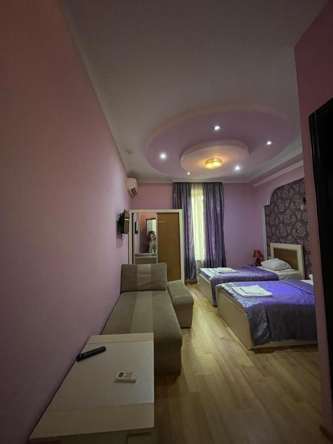 Lux Palace Hotel Kutaisi Exterior photo